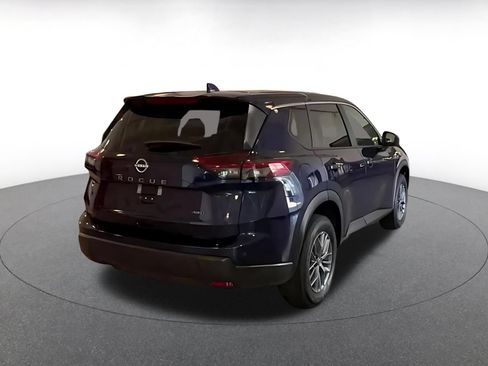 Used 2026 Nissan Rogue SV AWD/4WD image 15