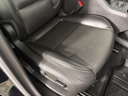 Used 2022 GMC Terrain SLT image 28