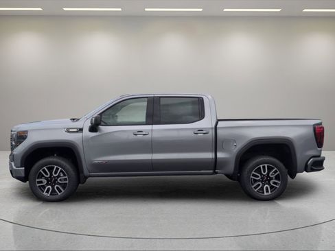Used 2025 GMC Sierra 1500 AT4 w/ Technology Package image 6