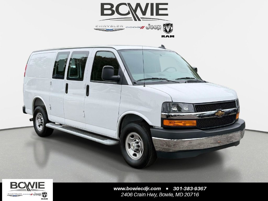 Used 2025 Chevrolet Express 2500 w/ Driver Convenience Package RWD image 1