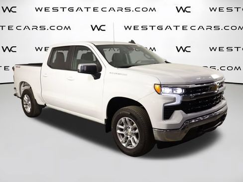 Used 2023 Chevrolet Silverado 1500 LT AWD/4WD image 40
