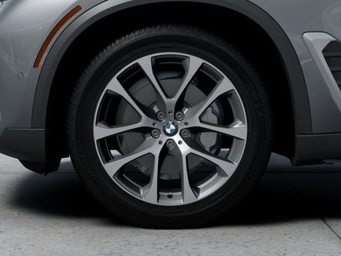 New 2026 BMW X5 xDrive40i w/ Executive Package AWD/4WD image 7