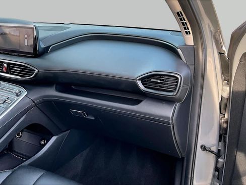 Certified 2023 Hyundai Santa Fe SEL w/ Premium Package FWD image 18