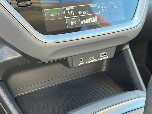 Certified 2025 Subaru Crosstrek 2.0i Premium image 17