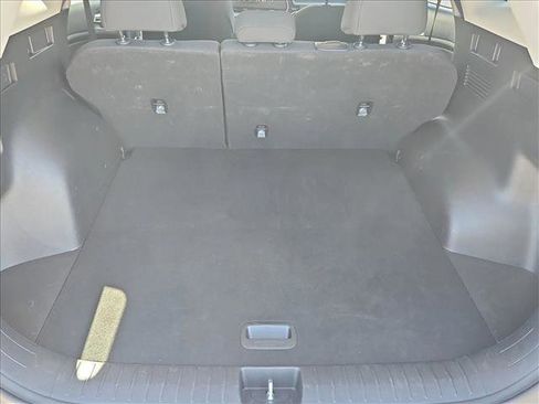 Used 2024 Kia Sportage LX image 6