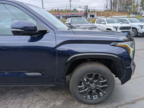 Used 2024 Toyota Tundra Platinum AWD/4WD image 11