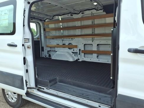 Certified 2025 Ford Transit 250 Low Roof w/ Exterior Upgrade Package RWD image 9