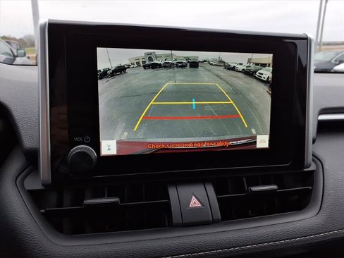 Used 2023 Toyota RAV4 XLE image 19