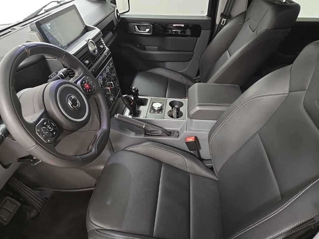 Used 2024 INEOS Grenadier Station Wagon AWD/4WD image 23