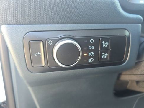 Used 2025 Ford Maverick XLT w/ XLT Luxury Package AWD/4WD image 16