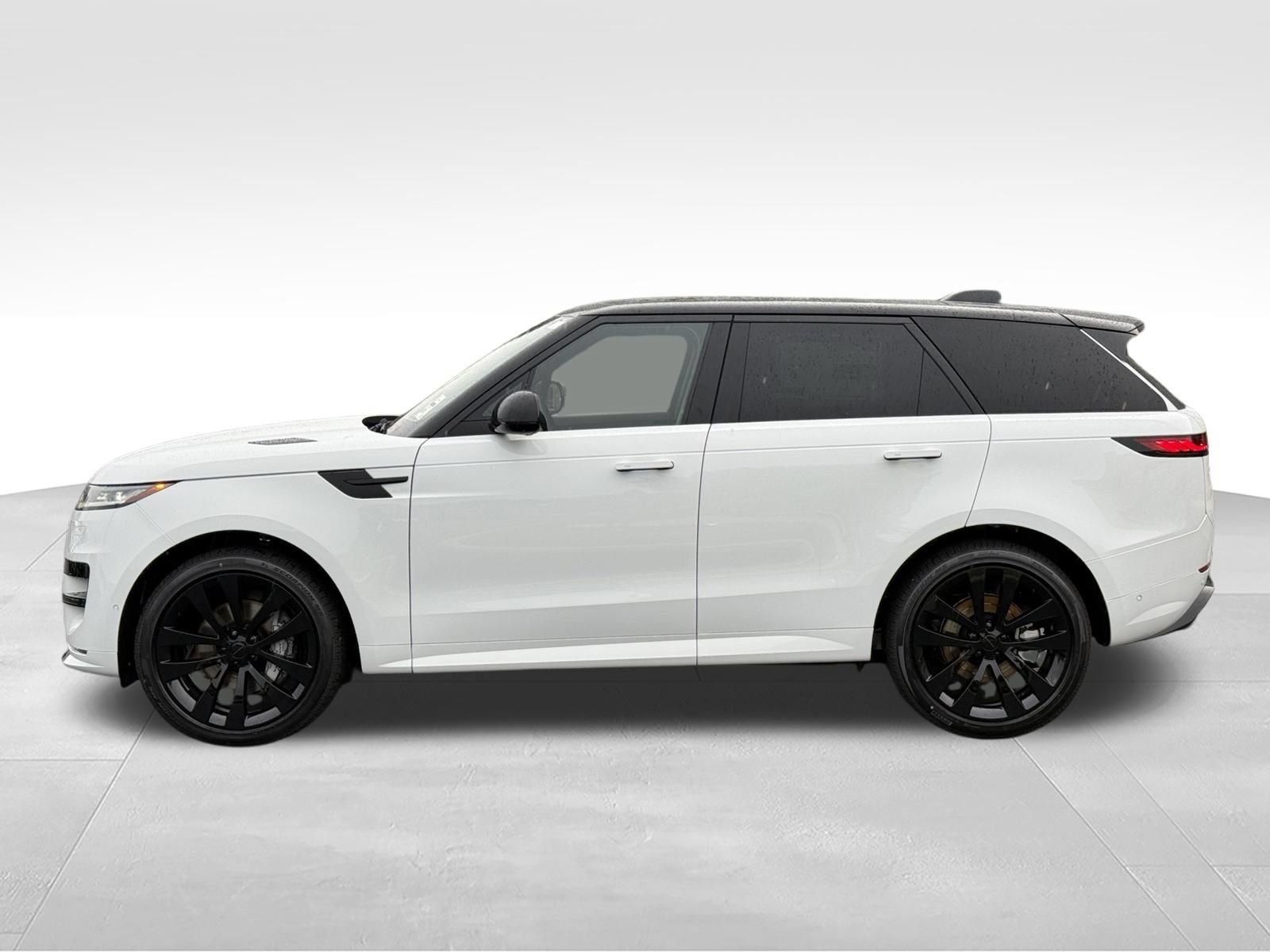 New 2026 Land Rover Range Rover Sport Dynamic SE AWD/4WD image 2