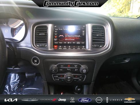 Used 2018 Dodge Charger R/T w/ Beats Audio Group image 16