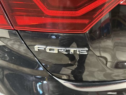 Used 2021 Kia Forte GT-Line w/ GT-Line Premium Package FWD image 33