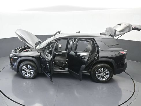 Used 2026 Chevrolet Equinox LT FWD image 60