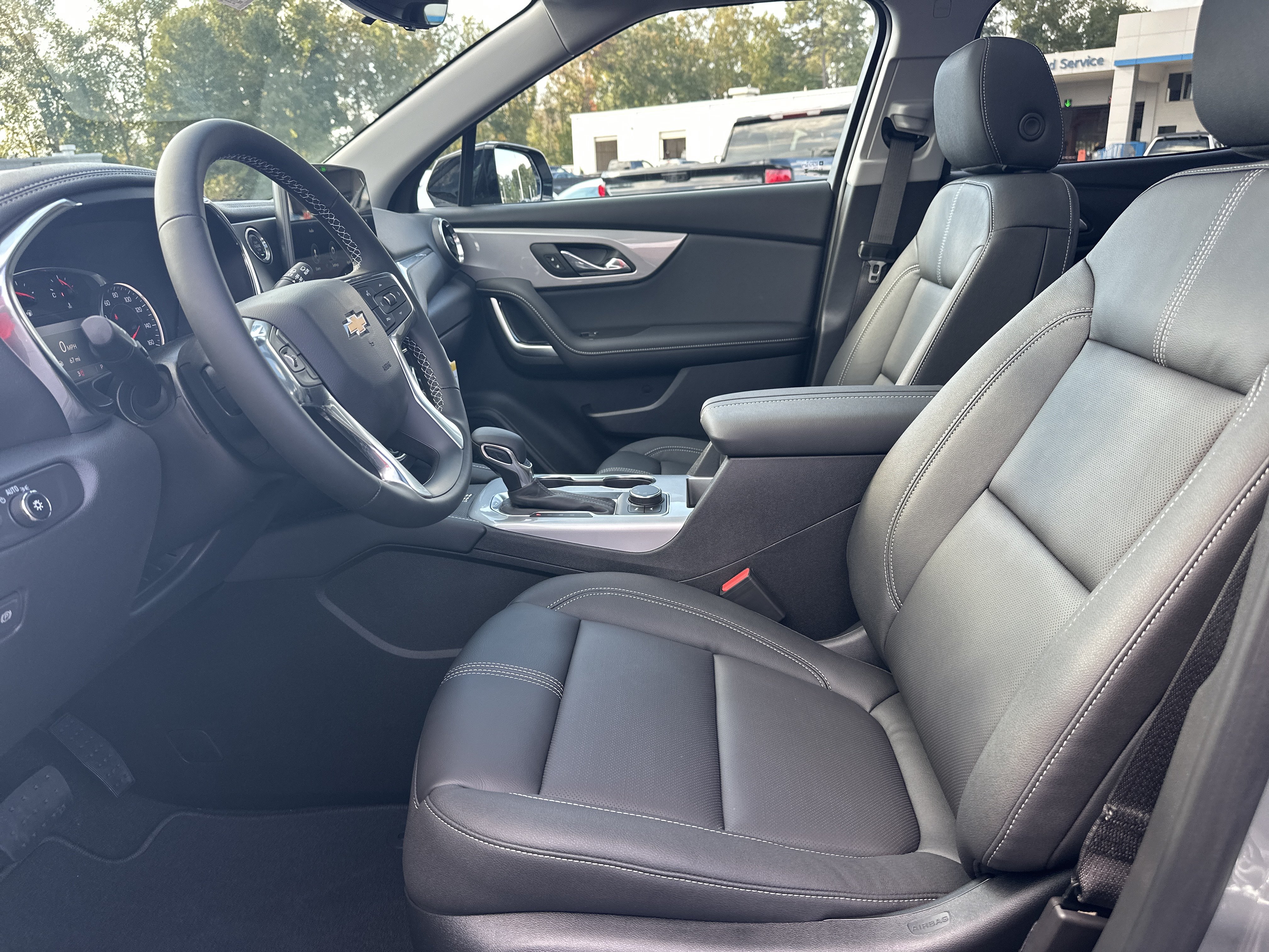 New 2026 Chevrolet Blazer LT w/ Sound & Technology Package FWD image 11