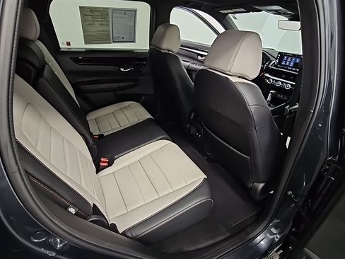 Used 2025 Honda CR-V Sport Touring image 39