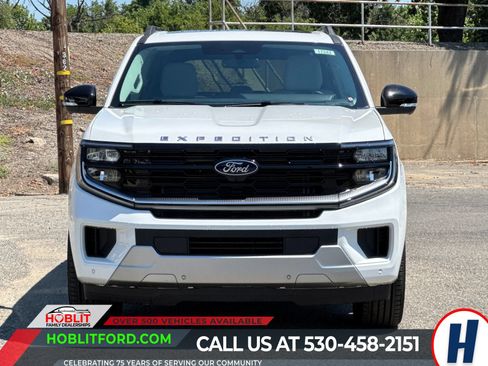 New 2026 Ford Expedition Platinum w/ Platinum Ultimate Package AWD/4WD image 8