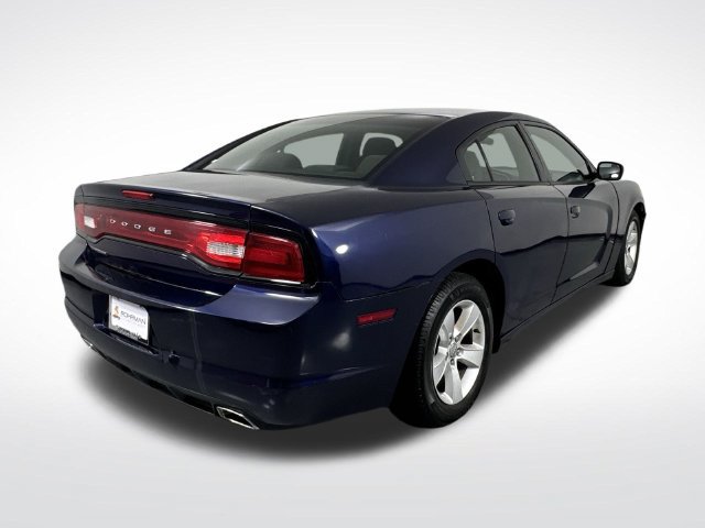 Used 2013 Dodge Charger SE RWD image 32