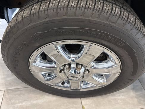 Used 2014 Ford F150 XLT w/ Equipment Group 302A Luxury image 10