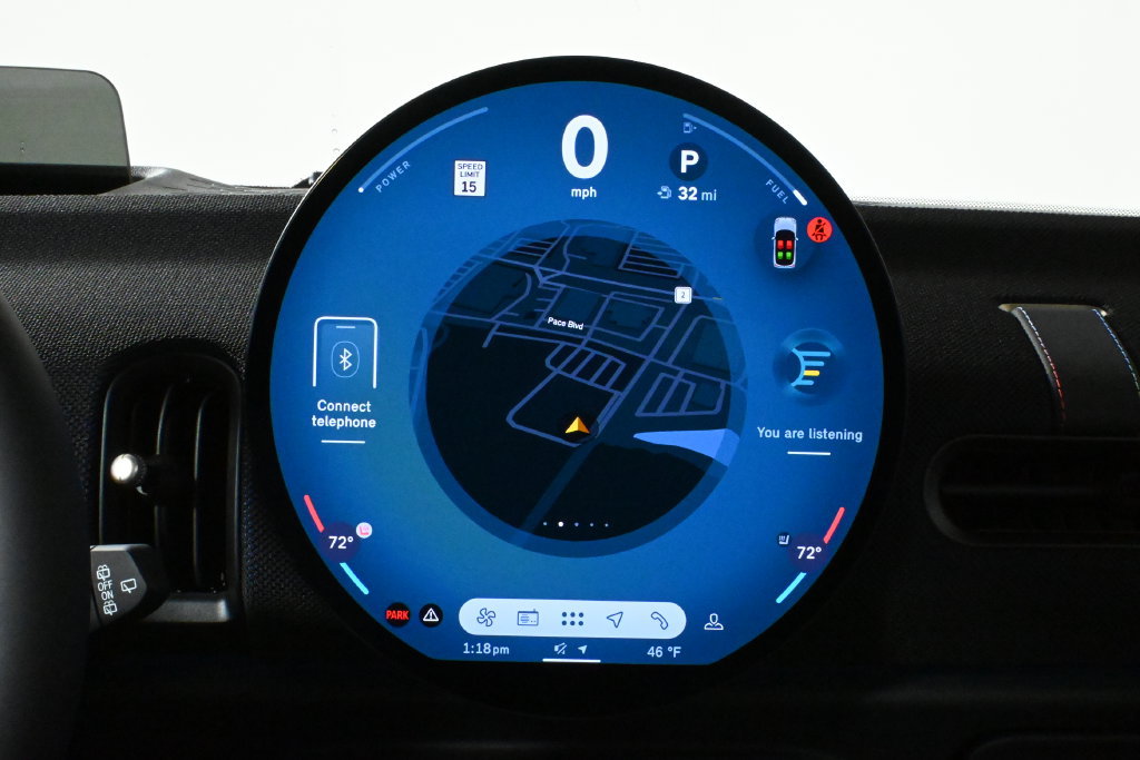 Certified 2025 MINI Cooper S FWD image 23