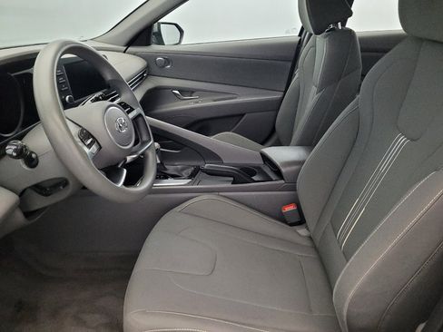 Used 2023 Hyundai Elantra SEL w/ Cargo Package FWD image 17