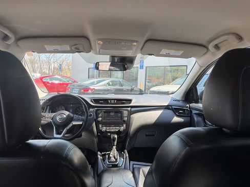 Used 2022 Nissan Rogue Sport SL AWD/4WD image 22