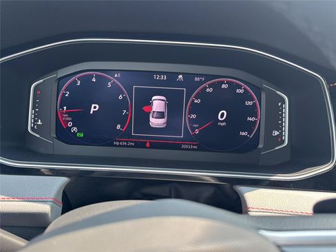 Used 2025 Volkswagen Jetta GLI Autobahn FWD image 13