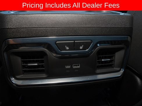Used 2026 Chevrolet Silverado 2500 LTZ w/ LTZ Convenience Package AWD/4WD image 7