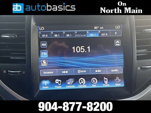 Used 2013 Chrysler 300 w/ Driver Convenience Group image 34