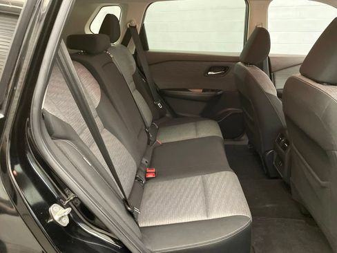 Used 2021 Nissan Rogue SV FWD image 28