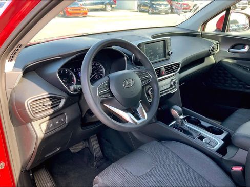 Used 2019 Hyundai Santa Fe SE image 17