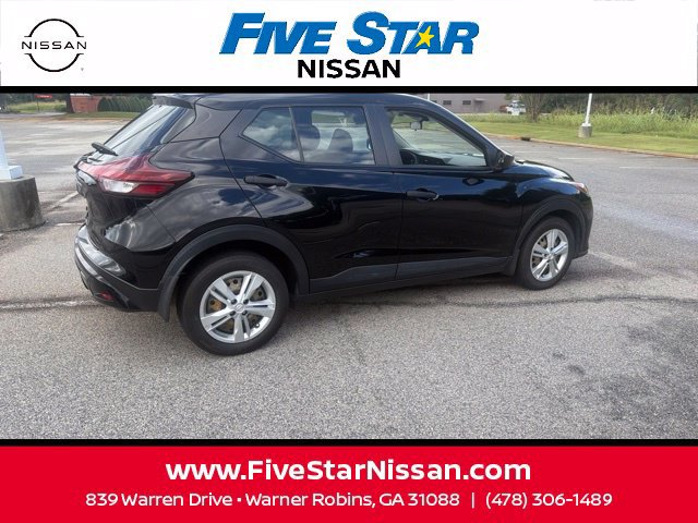 Used 2024 Nissan Kicks S FWD image 9
