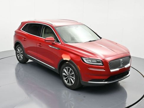 Used 2021 Lincoln Nautilus FWD image 40