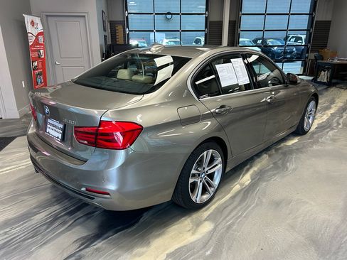 Used 2018 BMW 330i xDrive Sedan AWD/4WD image 30