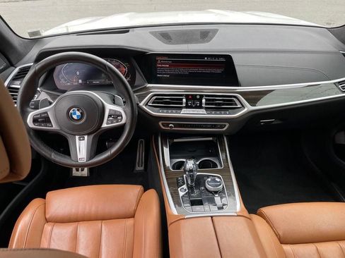 Used 2021 BMW X7 xDrive40i w/ M Sport Package AWD/4WD image 12