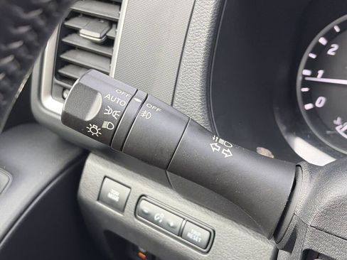 Certified 2024 Nissan Frontier SV w/ SV Convenience Package image 17