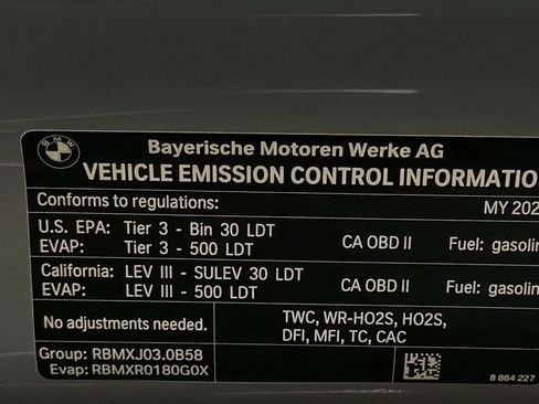 Used 2024 BMW X6 xDrive40i AWD/4WD image 44