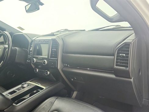 Used 2020 Ford Expedition Limited image 29