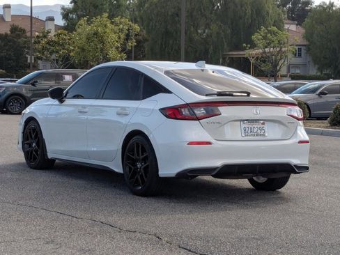 Used 2022 Honda Civic Sport image 8