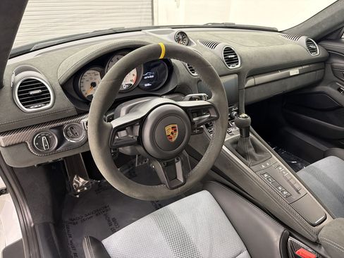 Certified 2023 Porsche 718 Cayman GT4 RS RWD image 4