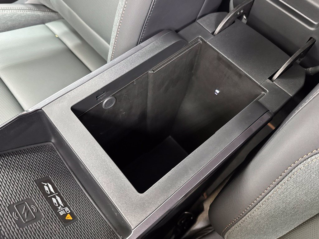 New 2027 GMC Terrain AT4 w/ Convenience Package III AWD/4WD image 18