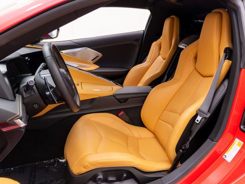 Used 2022 Chevrolet Corvette Stingray Preferred Cpe w/ Z51 Performance Package RWD image 15
