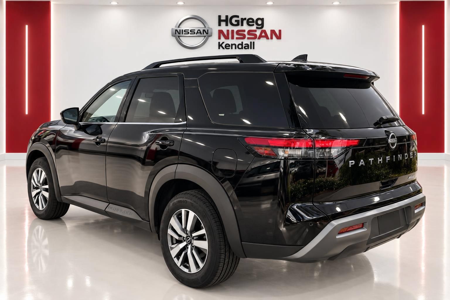 Used 2026 Nissan Pathfinder SL AWD/4WD image 2
