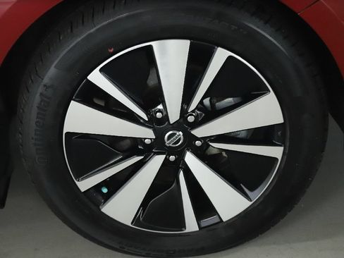 Used 2022 Nissan Altima 2.5 SV AWD/4WD image 10