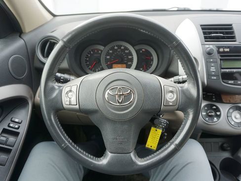 Used 2008 Toyota RAV4 Limited image 3