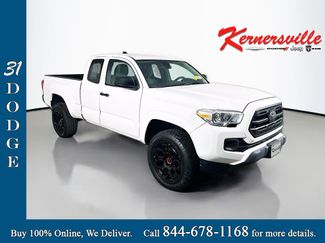 Used 2019 Toyota Tacoma SR video 1