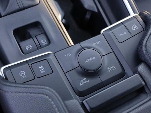 Certified 2025 Toyota Grand Highlander AWD image 20