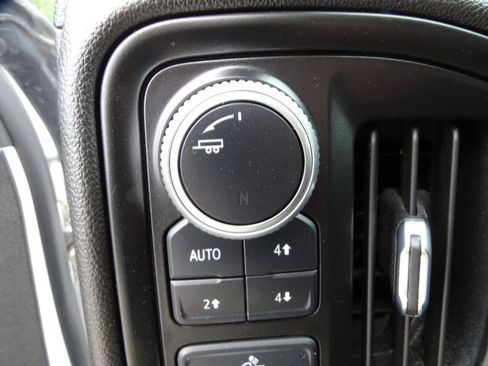 Used 2021 GMC Sierra 1500 4x4 Double Cab w/ Sierra Value Package image 16