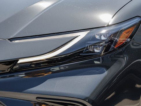 Used 2026 Toyota Camry XSE FWD image 7