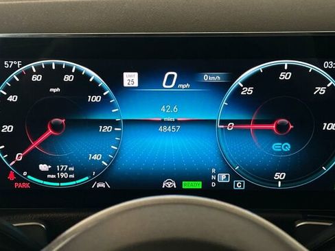 Certified 2022 Mercedes-Benz EQB 350 4MATIC image 34